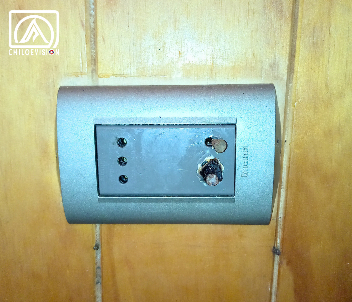  Enchufe Derretido por Corto Circuito 