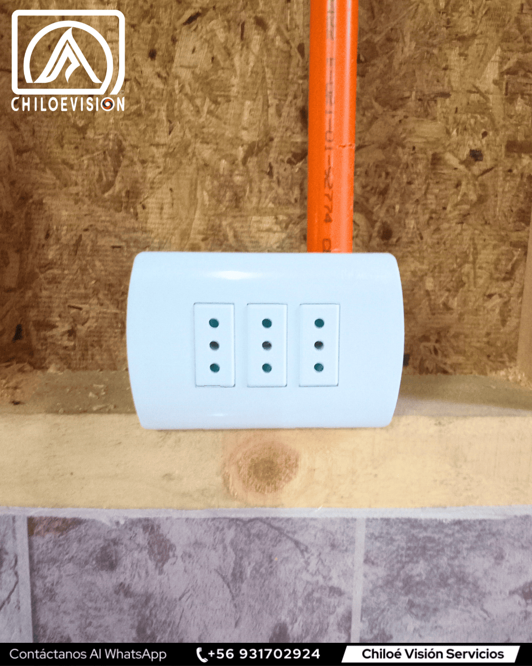 Enchufe Embutido Triple en Chiloé